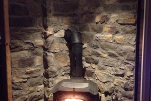 Fondvägg till kamin i Wemdalen